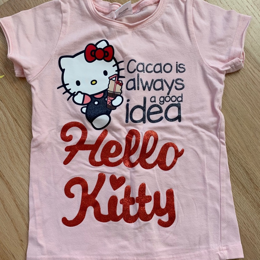 12 units of T-shirts